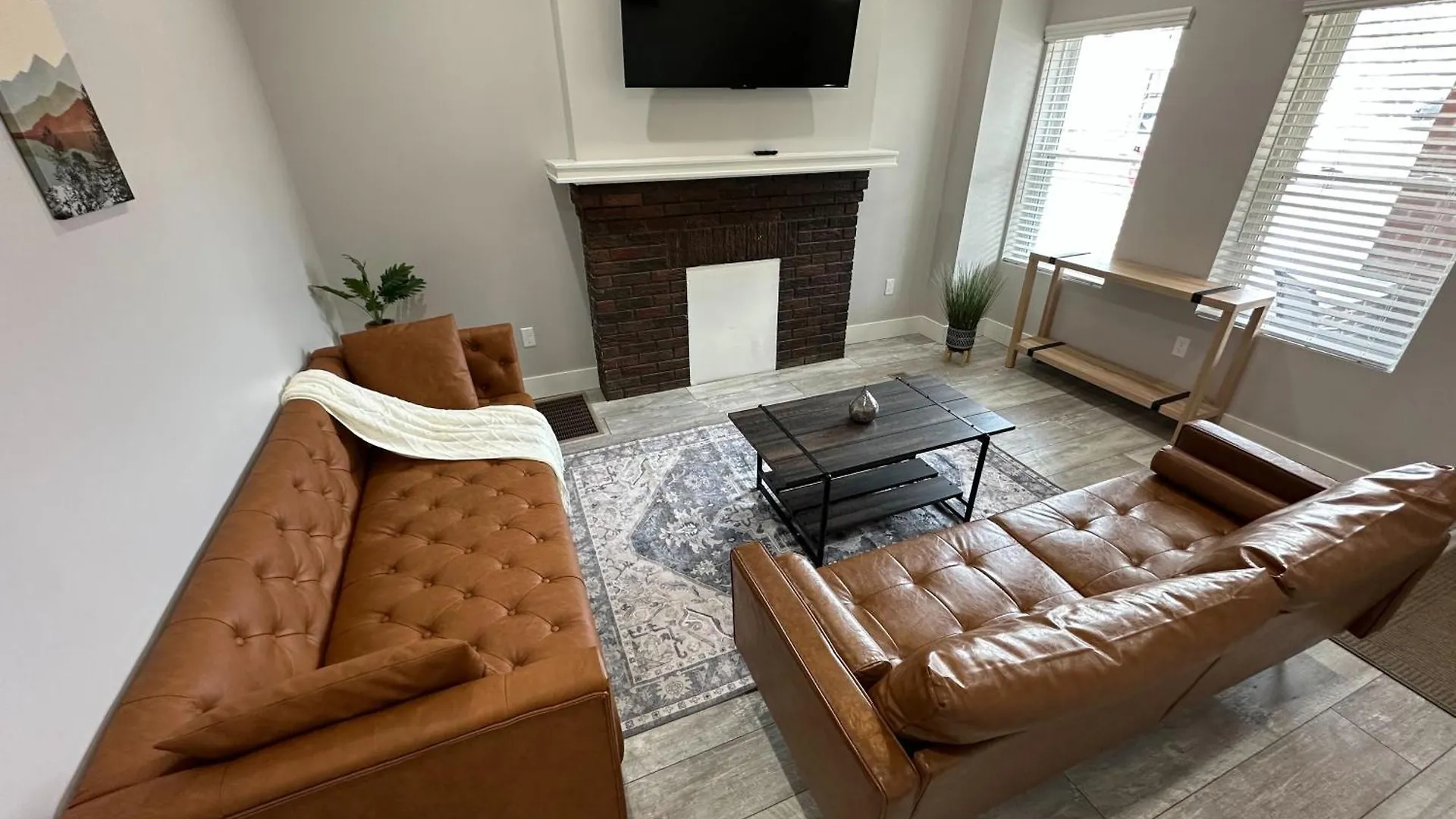 Urban Retreat 2Br Near Downtown Apartment Columbus